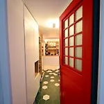 The Oracle Downtown Apartment